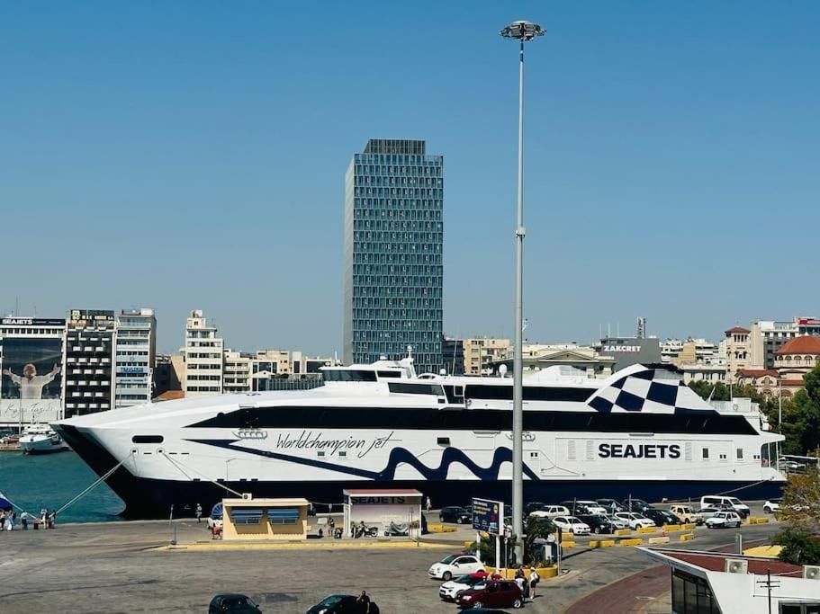 Blue Suite At Piraeus Port المظهر الخارجي الصورة