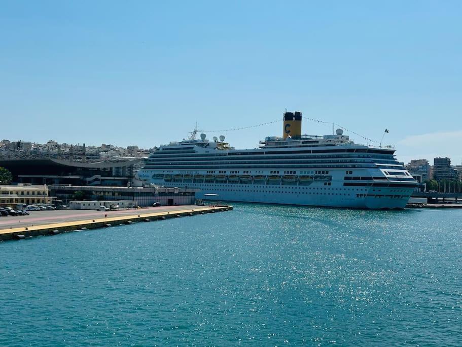 Blue Suite At Piraeus Port المظهر الخارجي الصورة